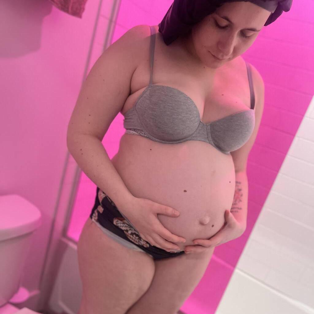 
                        Emie
                     is Female Escorts. | Hamilton | Ontario | Canada | canadatopescorts.com 