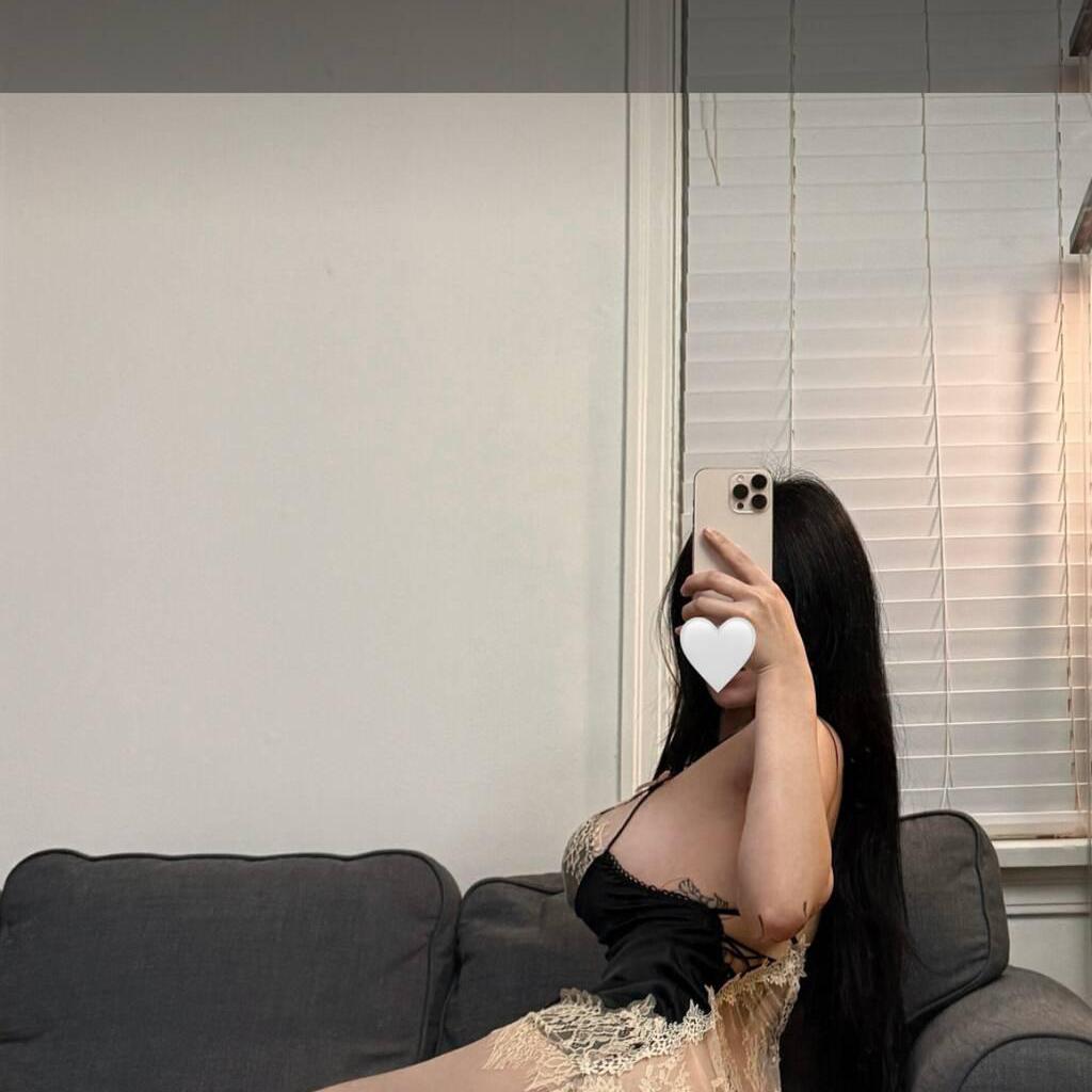 
                        Rose
                     is Female Escorts. | Toronto | Ontario | Canada | canadatopescorts.com 