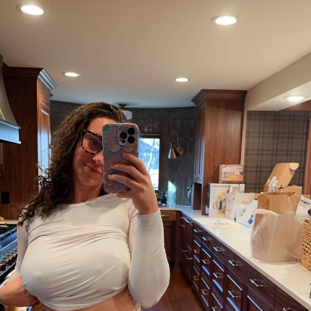 
                        Catherine Boileau
                     is Female Escorts. | Saguenay | Quebec | Canada | canadatopescorts.com 