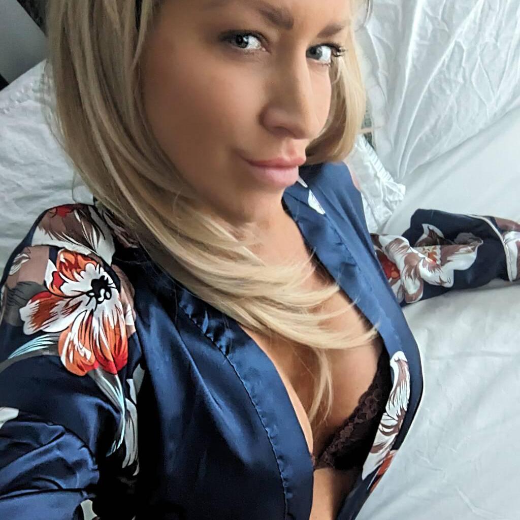 
                        D'arcy
                     is Female Escorts. | Kamloops | British Columbia | Canada | canadatopescorts.com 