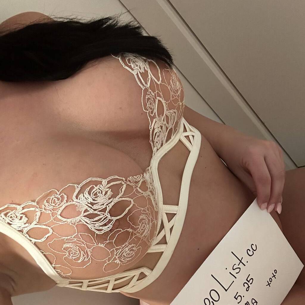 
                        Gia
                     is Female Escorts. | Toronto | Ontario | Canada | canadatopescorts.com 