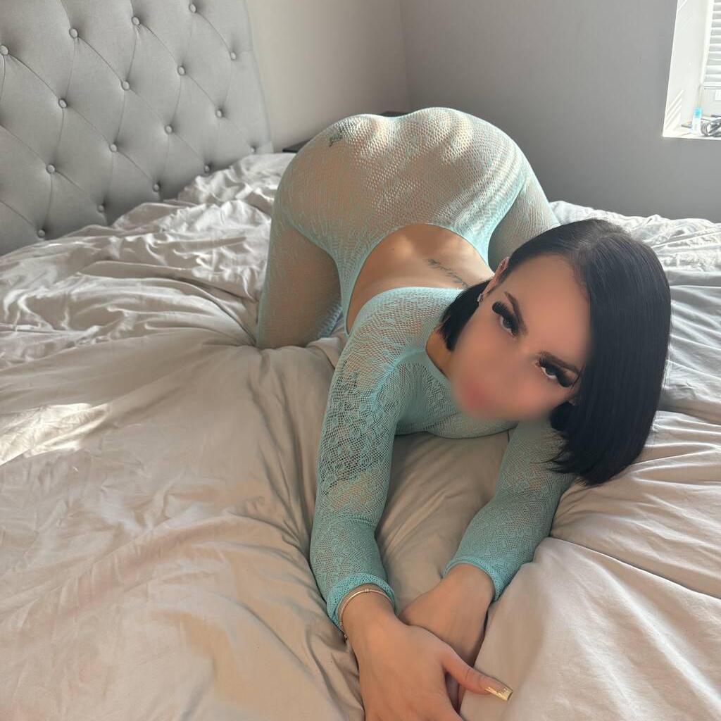 
                        Amira Lavelle
                     is Female Escorts. | Winnipeg | Manitoba | Canada | canadatopescorts.com 