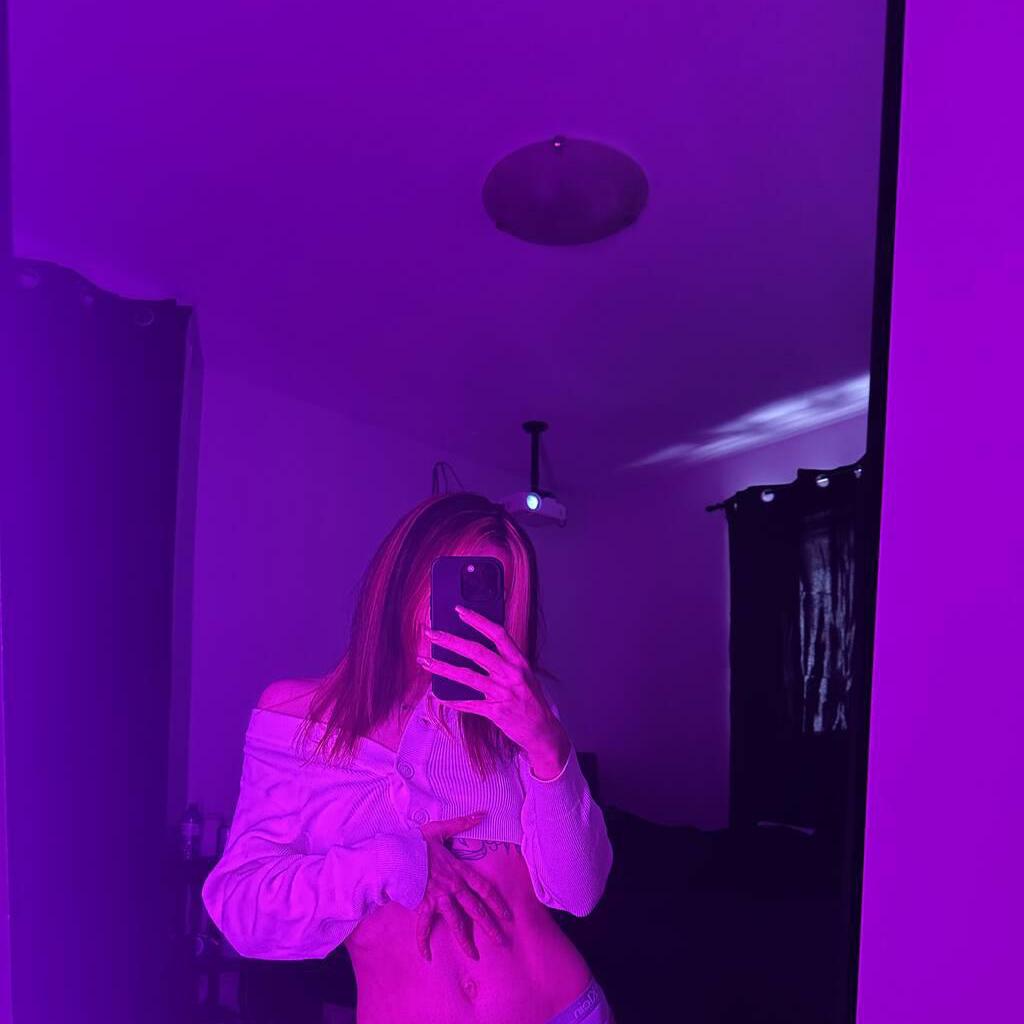 
                        Candy
                     is Female Escorts. | windsor | Ontario | Canada | canadatopescorts.com 