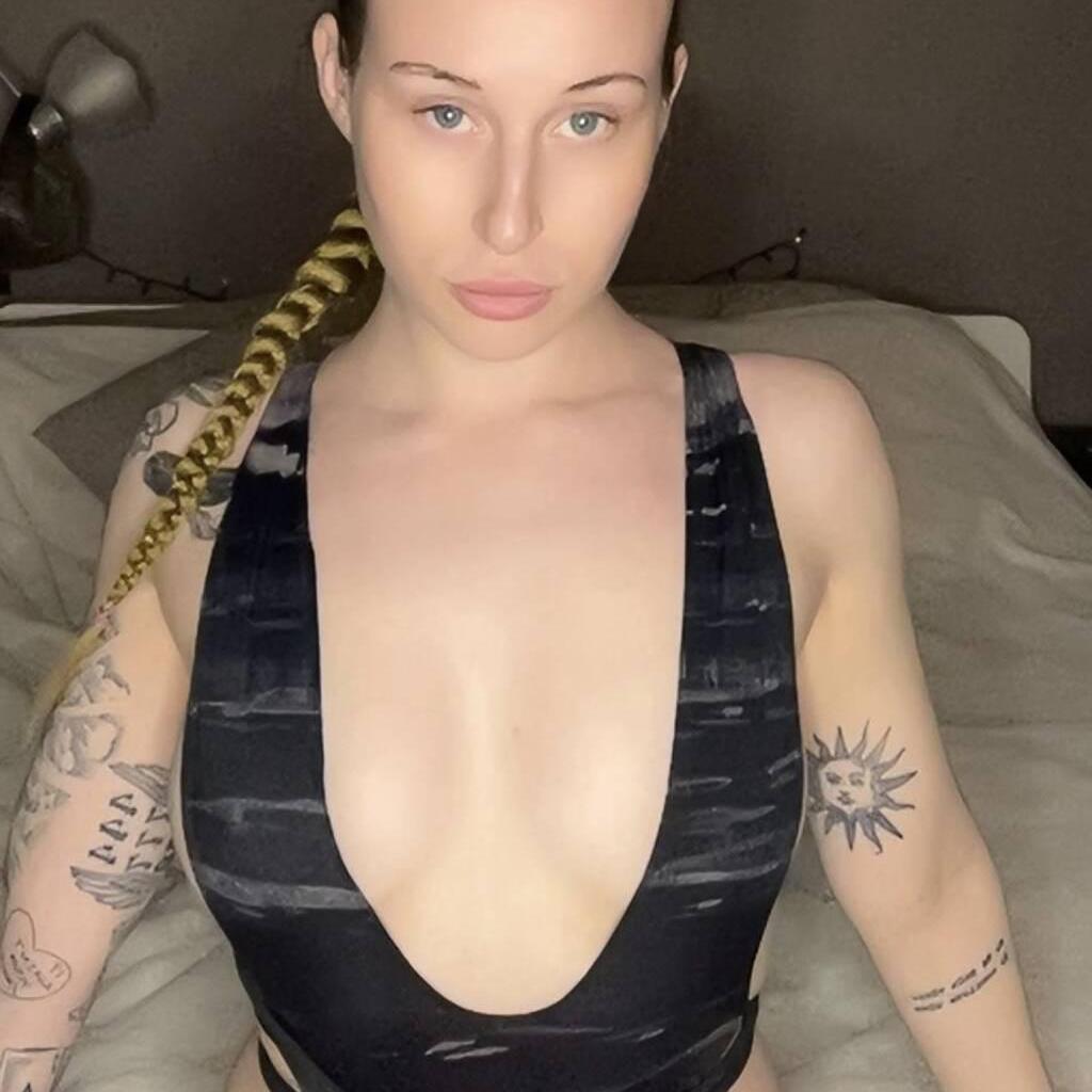 
                        Liyah
                     is Female Escorts. | Kitchener | Ontario | Canada | canadatopescorts.com 