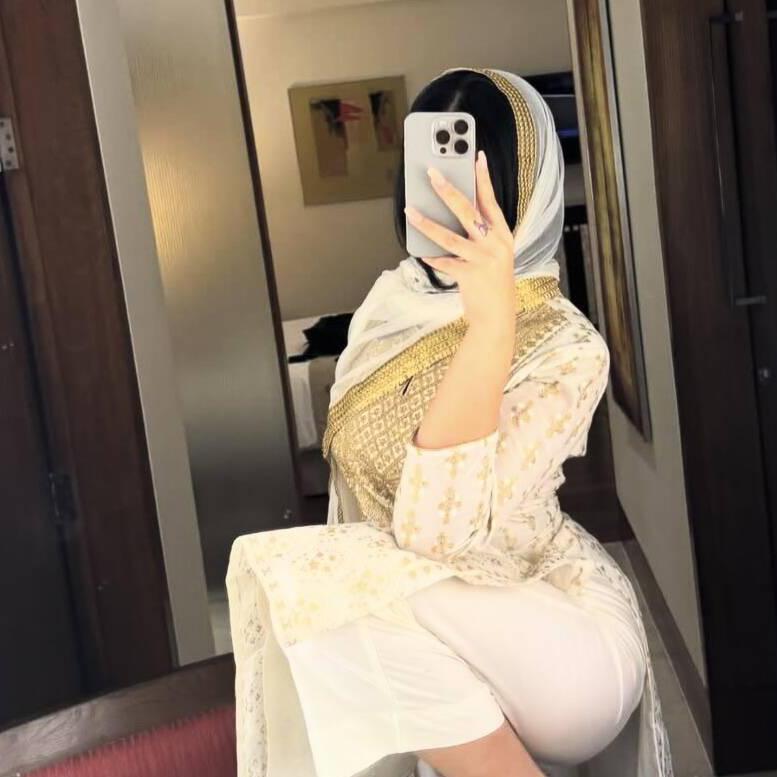 
                        Jasmine
                     is Female Escorts. | Saskatoon | Saskatchewan | Canada | canadatopescorts.com 