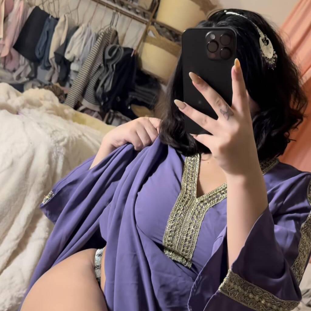 
                        Jasmine
                     is Female Escorts. | Saskatoon | Saskatchewan | Canada | canadatopescorts.com 
