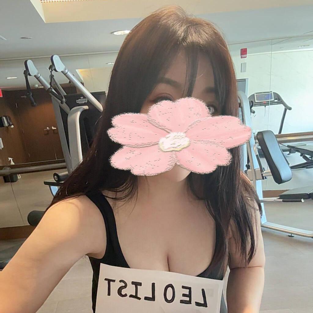 
                        Lisa
                     is Female Escorts. | Vancouver | British Columbia | Canada | canadatopescorts.com 