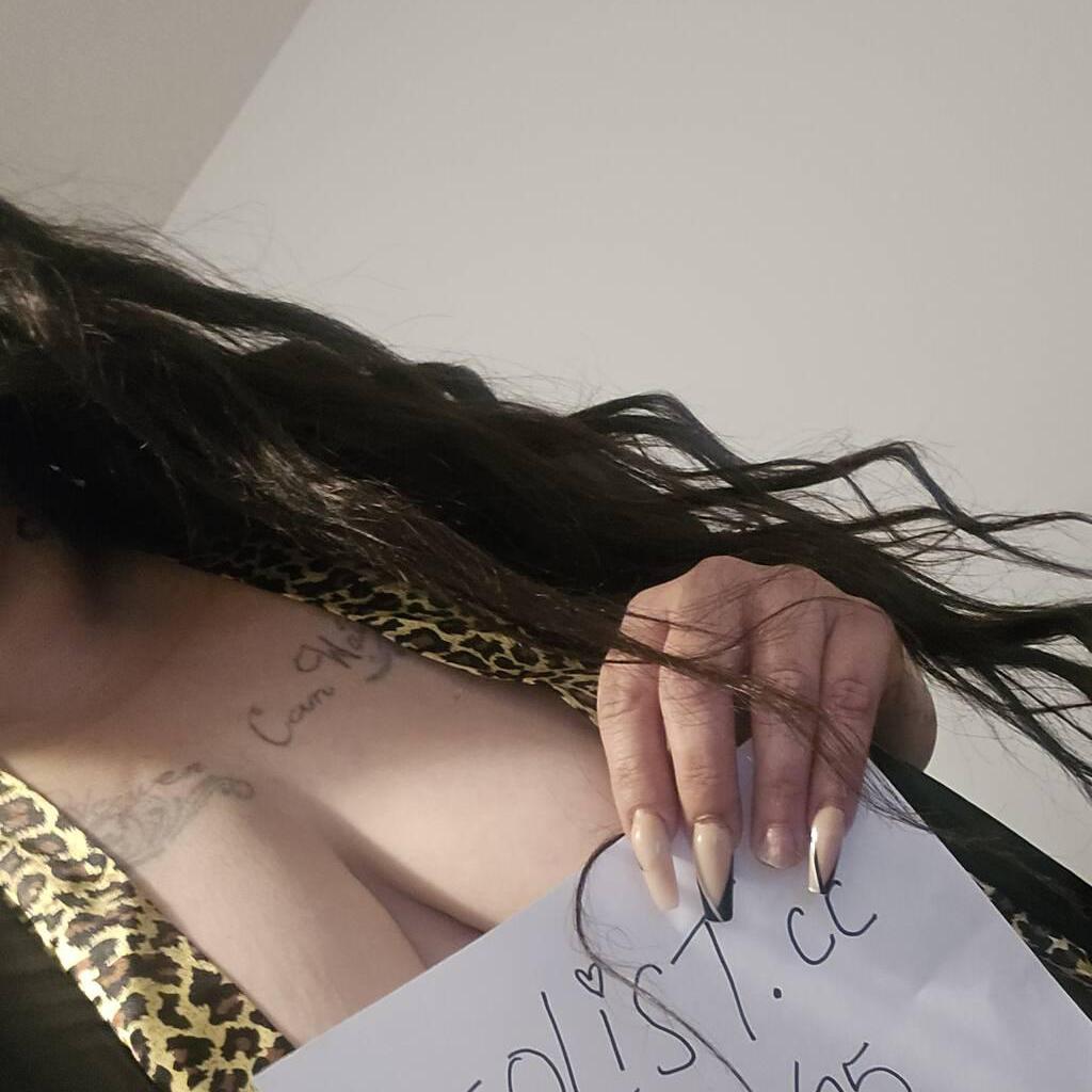 
                        I Got You
                     is Female Escorts. | Edmonton | Alberta | Canada | canadatopescorts.com 