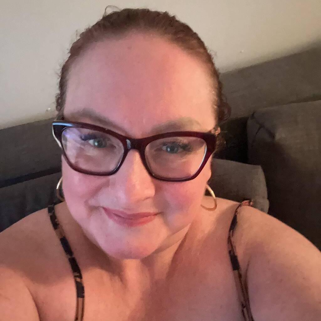 
                        Redhotmama
                     is Female Escorts. | Medicine Hat | Alberta | Canada | canadatopescorts.com 