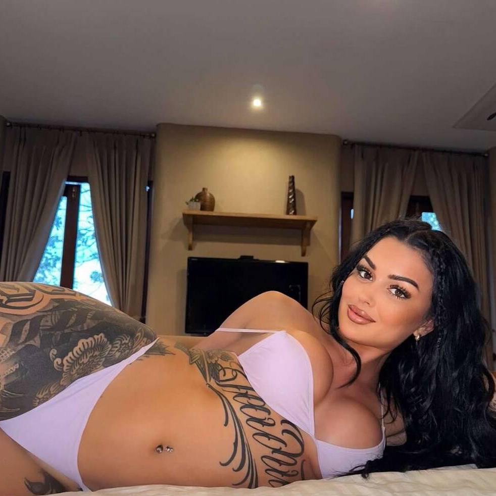 
                        Alexia
                     is Female Escorts. | Sherbrooke | Quebec | Canada | canadatopescorts.com 