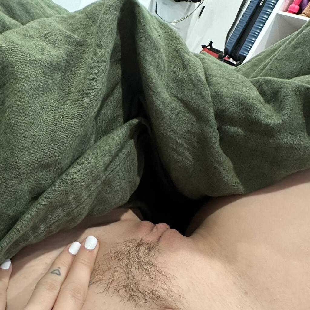 
                        Cynthia.
                     is Female Escorts. | Trois Rivieres | Quebec | Canada | canadatopescorts.com 