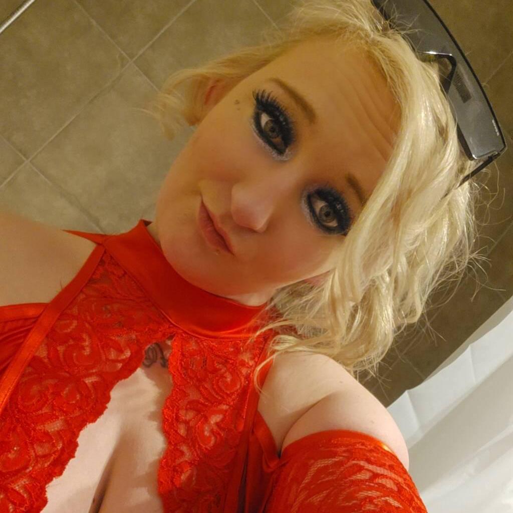 
                        Nikki Foxx
                     is Female Escorts. | Moncton | New Brunswick | Canada | canadatopescorts.com 