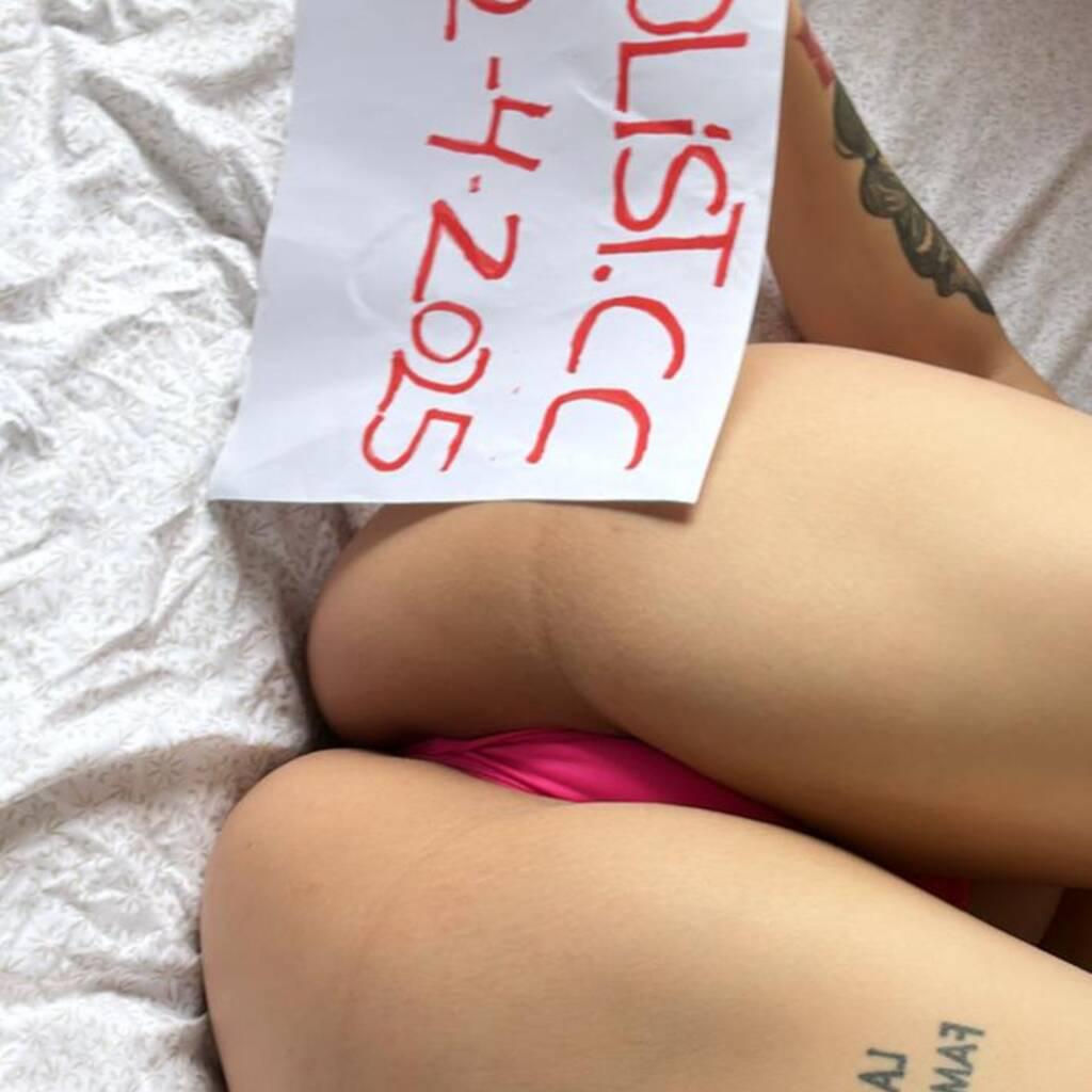 
                        Yules
                     is Female Escorts. | Barrie | Ontario | Canada | canadatopescorts.com 