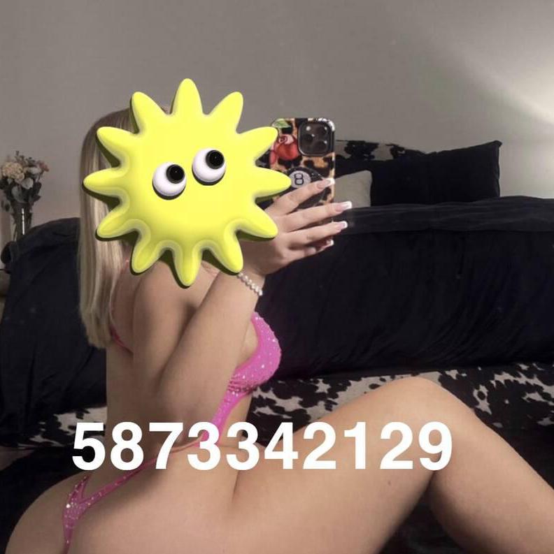 
                        Lola
                     is Female Escorts. | St. Albert | Alberta | Canada | canadatopescorts.com 