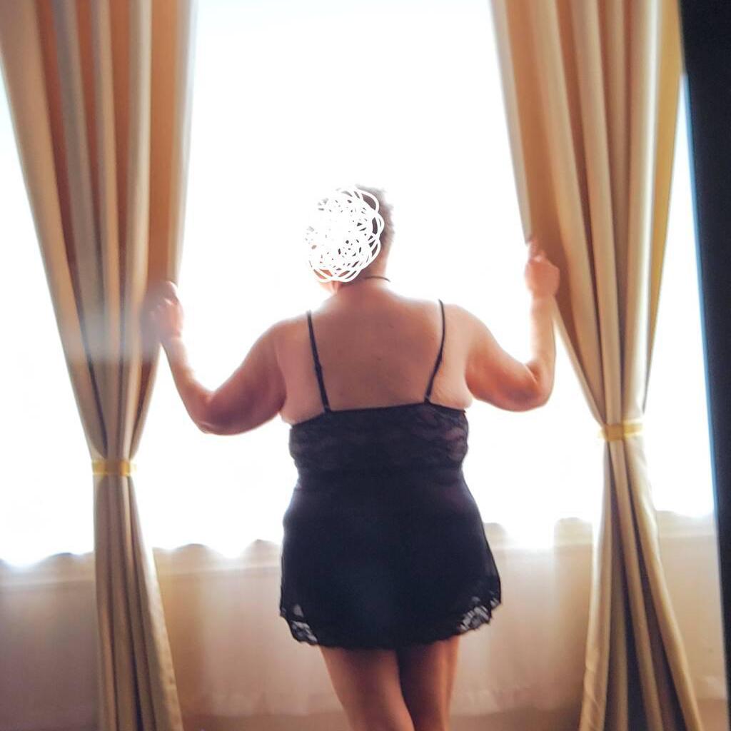 
                        Julie
                     is Female Escorts. | Barrie | Ontario | Canada | canadatopescorts.com 