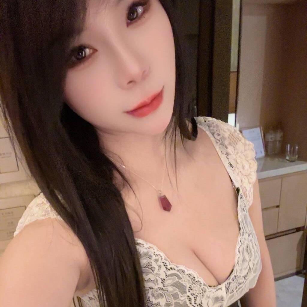 
                        Sophie
                     is Female Escorts. | Guelph | Ontario | Canada | canadatopescorts.com 