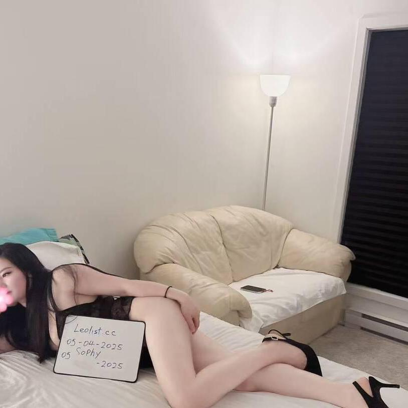 
                        Amy & Emma
                     is Female Escorts. | Quebec City | Quebec | Canada | canadatopescorts.com 