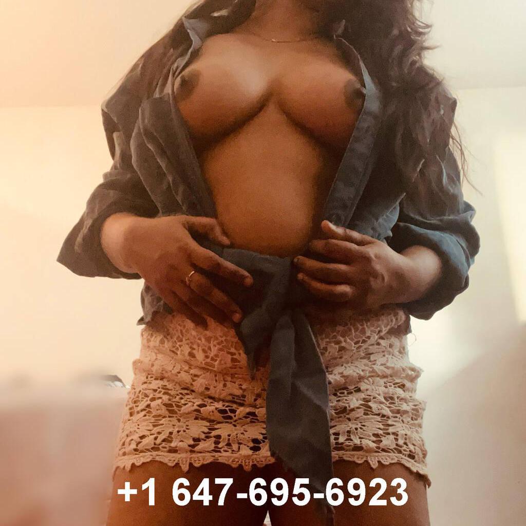 
                        Roya
                     is Female Escorts. | Toronto | Ontario | Canada | canadatopescorts.com 