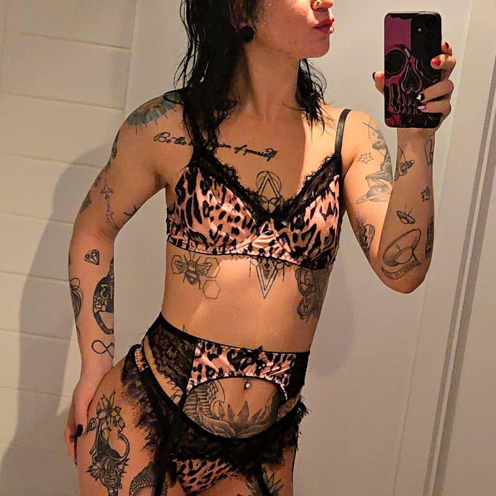 
                        Amber Wolfe
                     is Female Escorts. | Vancouver | British Columbia | Canada | canadatopescorts.com 