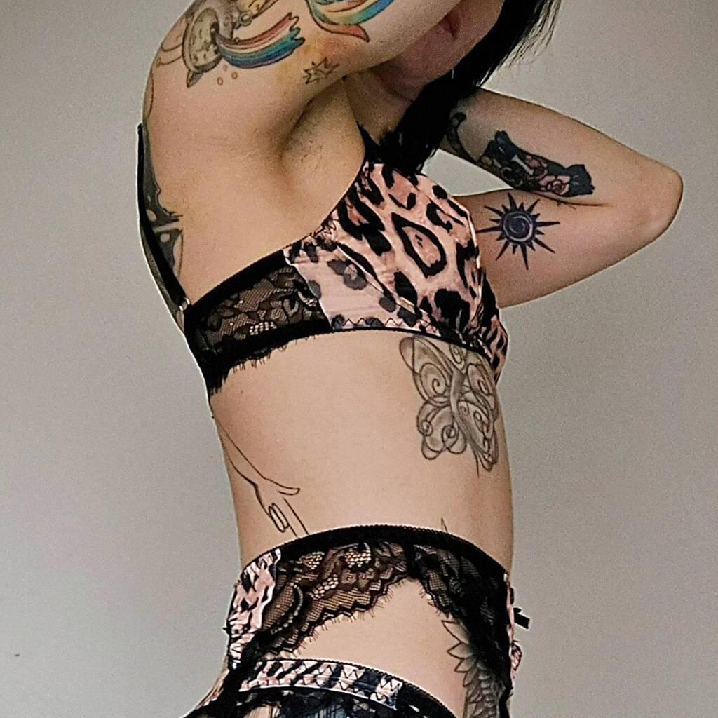 
                        Amber Wolfe
                     is Female Escorts. | Vancouver | British Columbia | Canada | canadatopescorts.com 