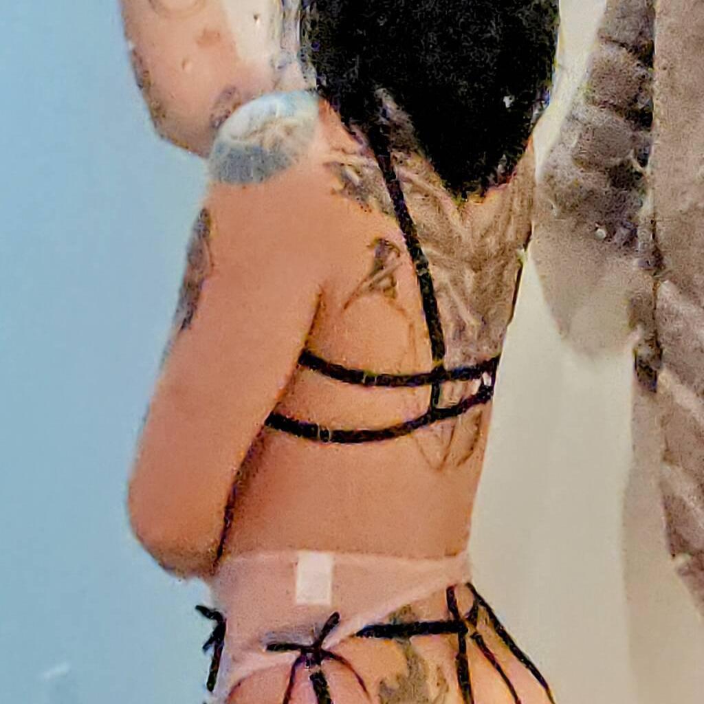 
                        Amber Wolfe
                     is Female Escorts. | Vancouver | British Columbia | Canada | canadatopescorts.com 