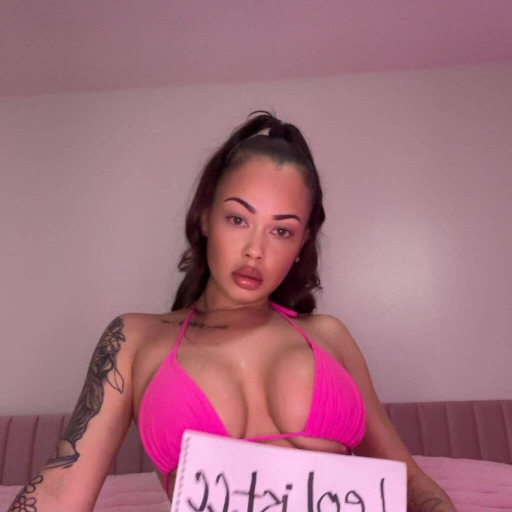 
                        Amora Marie
                     is Female Escorts. | Sarnia | Ontario | Canada | canadatopescorts.com 