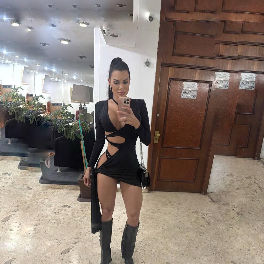 
                        Lorinn
                     is Female Escorts. | Toronto | Ontario | Canada | canadatopescorts.com 