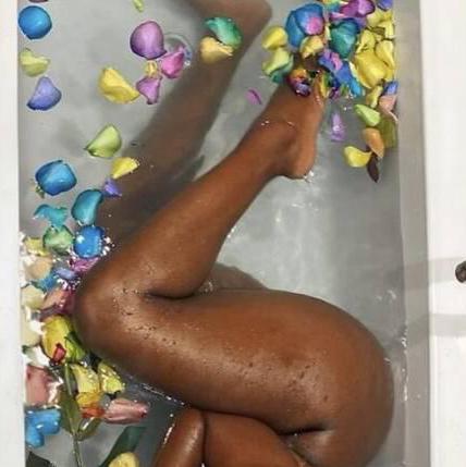 
                        Ella
                     is Female Escorts. | Montreal | Quebec | Canada | canadatopescorts.com 