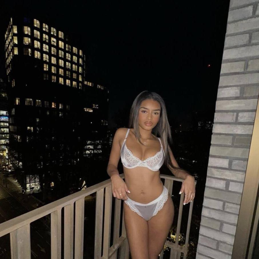 
                        Diana
                     is Female Escorts. | Calgary | Alberta | Canada | canadatopescorts.com 