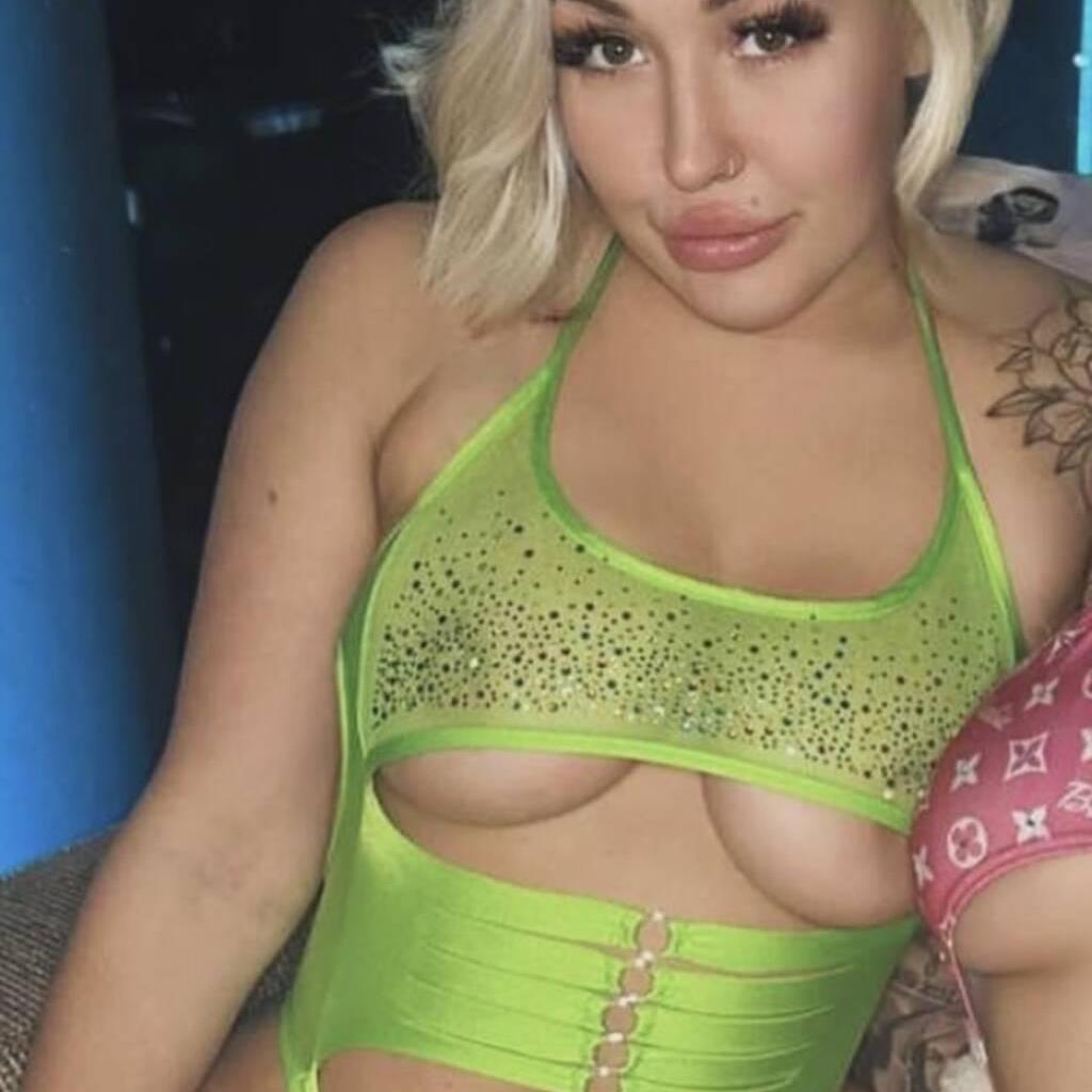 
                        Sabrina
                     is Female Escorts. | Edmonton | Alberta | Canada | canadatopescorts.com 