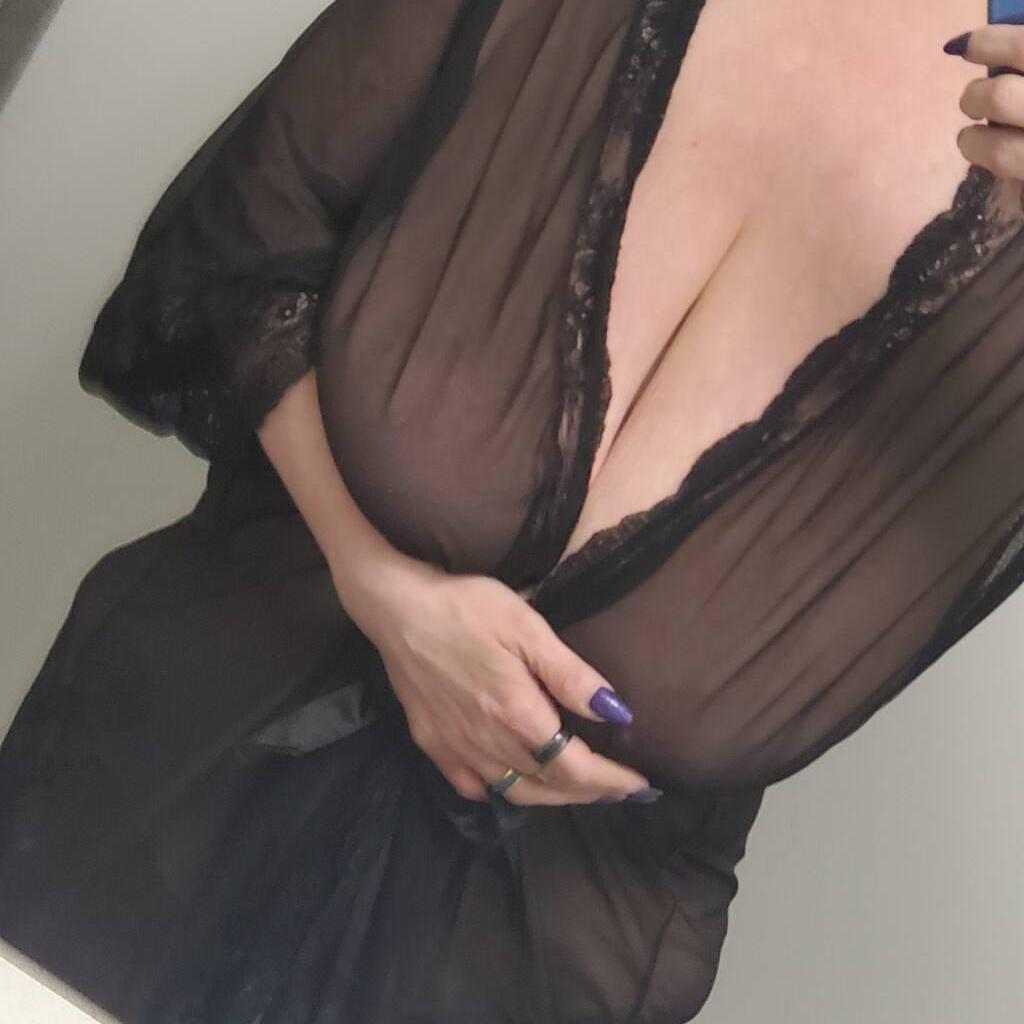 
                        Amy
                     is Female Escorts. | Edmonton | Alberta | Canada | canadatopescorts.com 