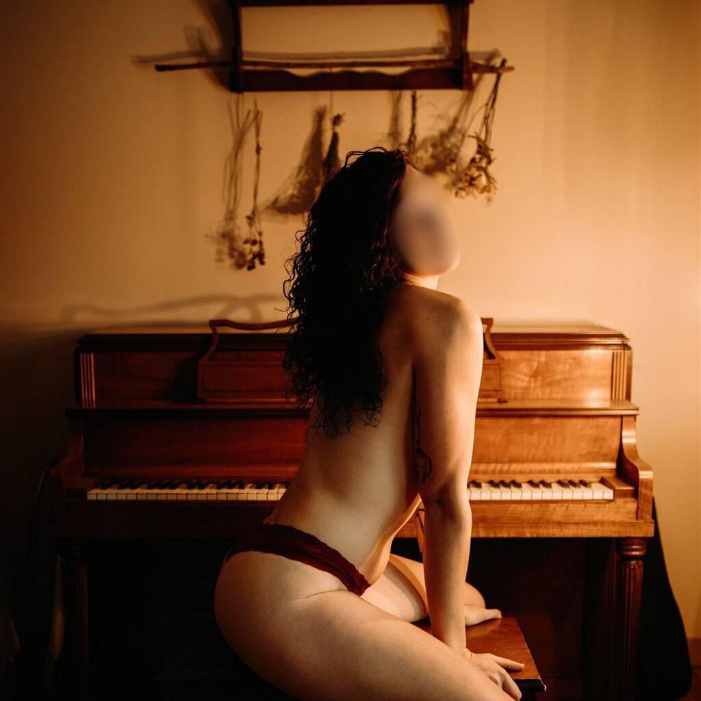 
                        Inara O'Neill
                     is Female Escorts. | Kamloops | British Columbia | Canada | canadatopescorts.com 
