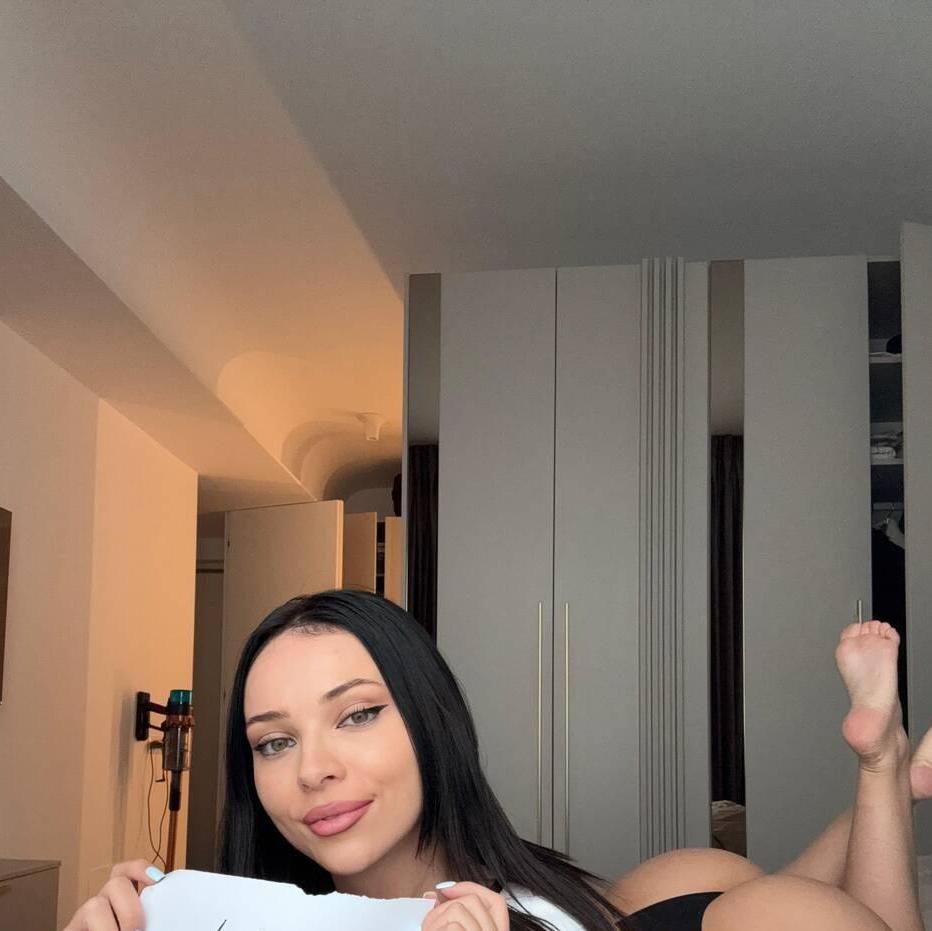 
                        Alice
                     is Female Escorts. | Regina | Saskatchewan | Canada | canadatopescorts.com 