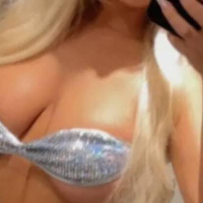 
                        Nikki
                     is Female Escorts. | Vancouver | British Columbia | Canada | canadatopescorts.com 
