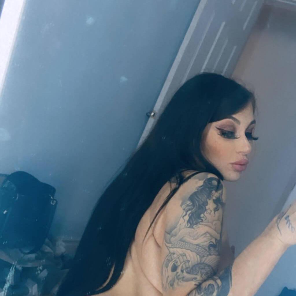 
                        ally
                     is Female Escorts. | Grande Prairie | Alberta | Canada | canadatopescorts.com 
