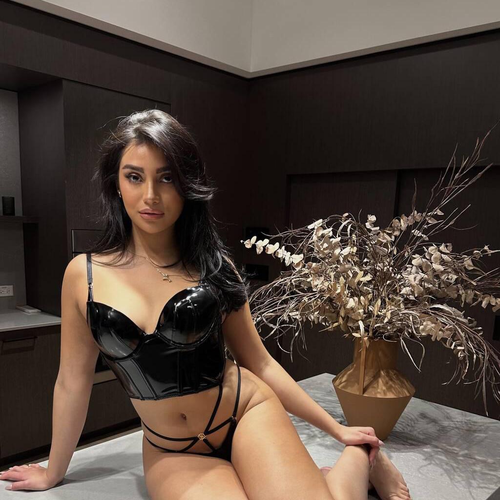 
                        Mia Milan 438.337.4416
                     is Female Escorts. | Toronto | Ontario | Canada | canadatopescorts.com 