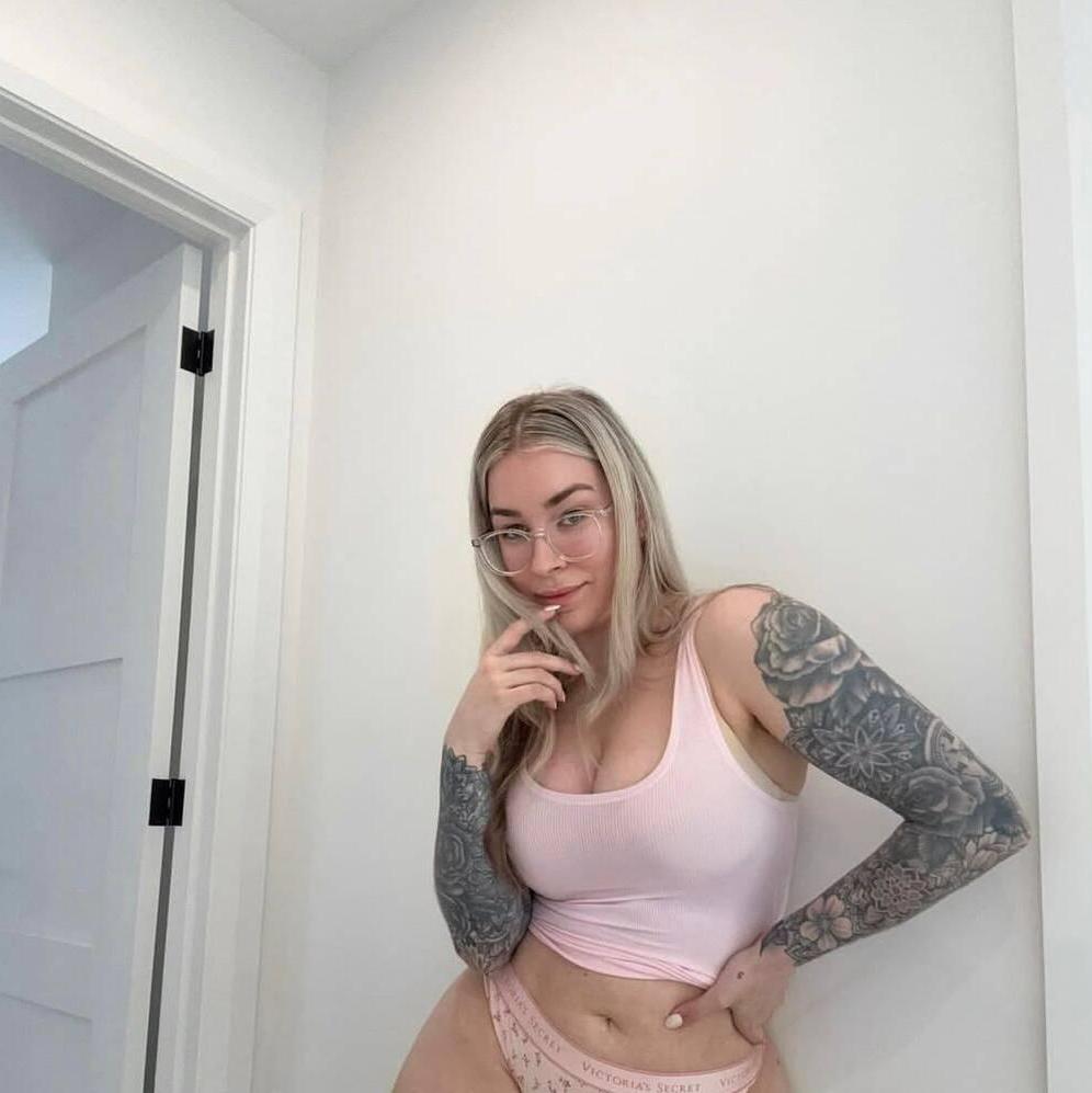 
                        Barbie
                     is Female Escorts. | St. Albert | Alberta | Canada | canadatopescorts.com 