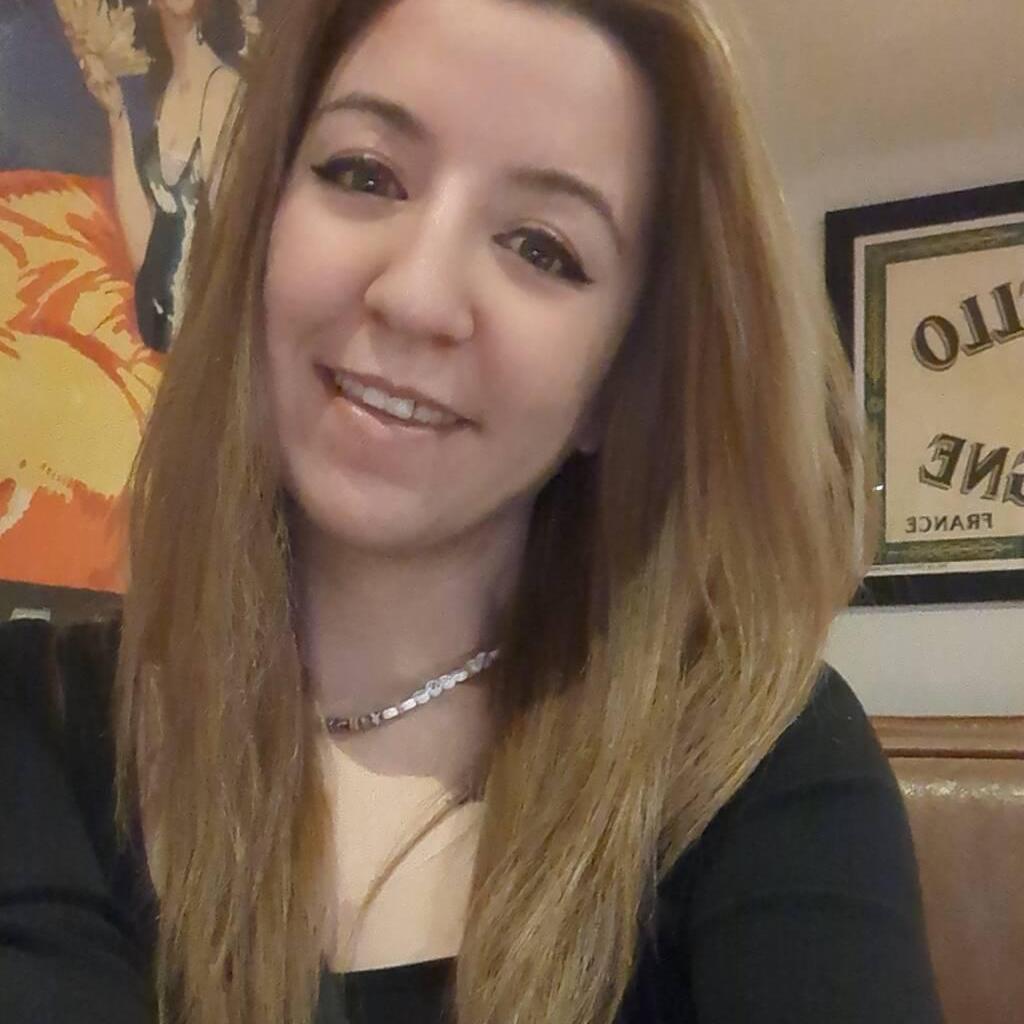 
                        Taya
                     is Female Escorts. | Grande Prairie | Alberta | Canada | canadatopescorts.com 