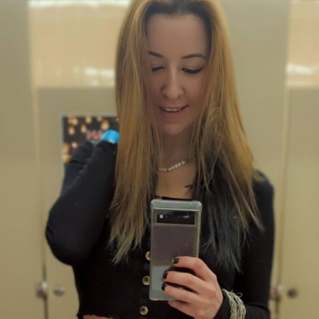 
                        Taya
                     is Female Escorts. | Grande Prairie | Alberta | Canada | canadatopescorts.com 