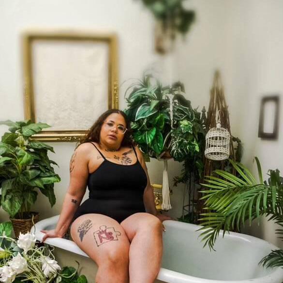 
                        Cymone
                     is Female Escorts. | Grande Prairie | Alberta | Canada | canadatopescorts.com 