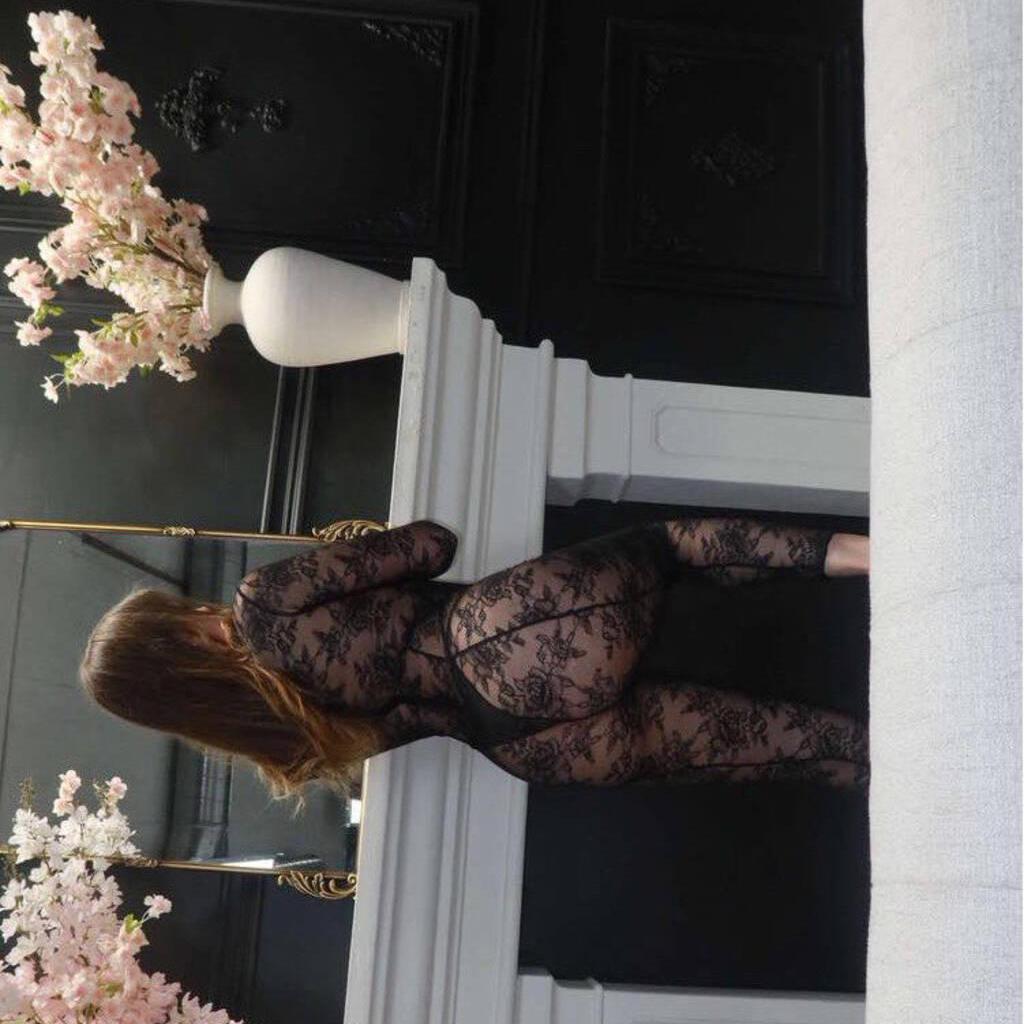 
                        Cendrillon
                     is Female Escorts. | Quebec City | Quebec | Canada | canadatopescorts.com 
