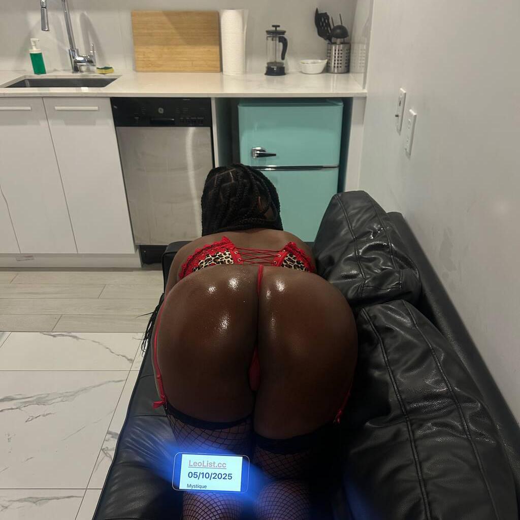 
                        Mystique
                     is Female Escorts. | Trois Rivieres | Quebec | Canada | canadatopescorts.com 