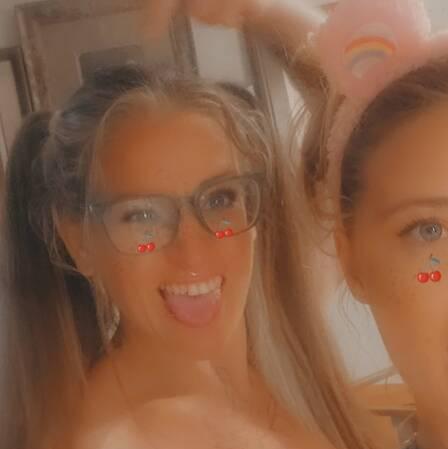 
                        Karma & Alexis
                     is Female Escorts. | windsor | Ontario | Canada | canadatopescorts.com 
