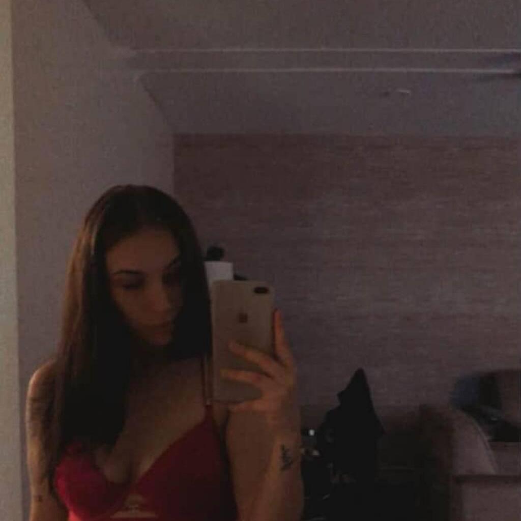 
                        Ella
                     is Female Escorts. | Niagara | Ontario | Canada | canadatopescorts.com 