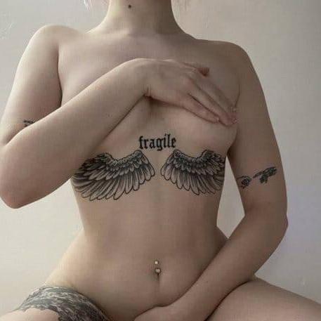 
                        Kim
                     is Female Escorts. | Niagara | Ontario | Canada | canadatopescorts.com 