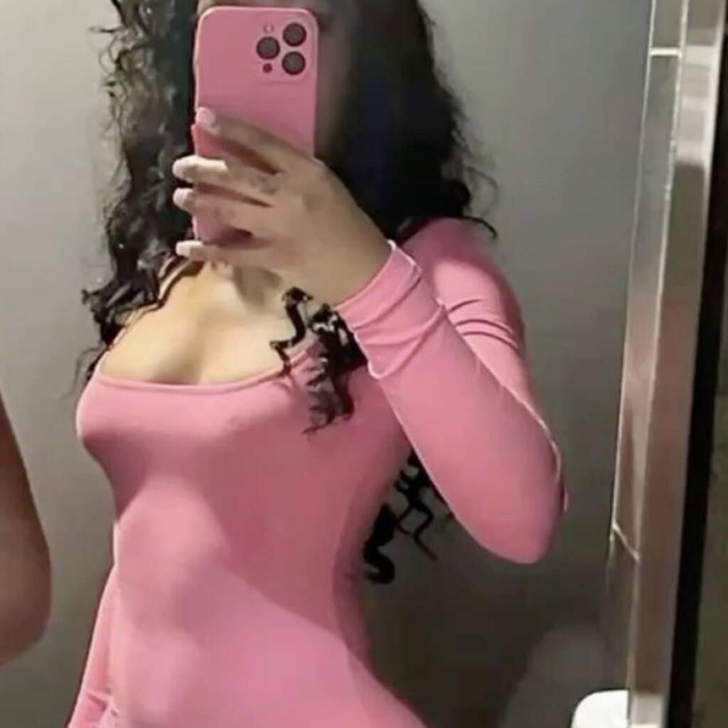 
                        Leanna
                     is Female Escorts. | Quebec City | Quebec | Canada | canadatopescorts.com 