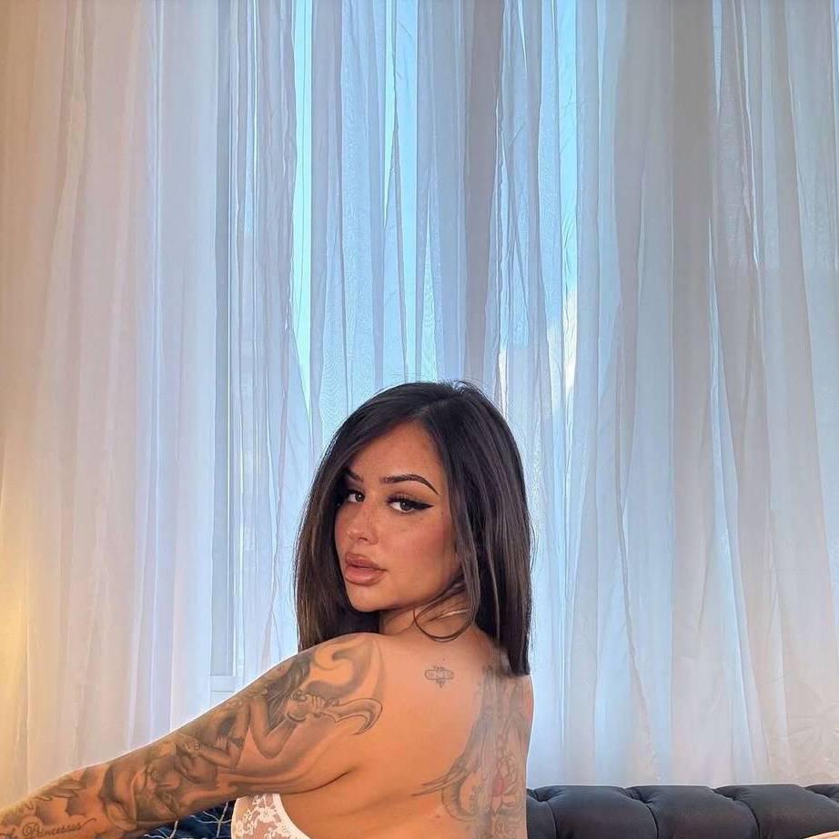 
                        Julia
                     is Female Escorts. | Sherbrooke | Quebec | Canada | canadatopescorts.com 