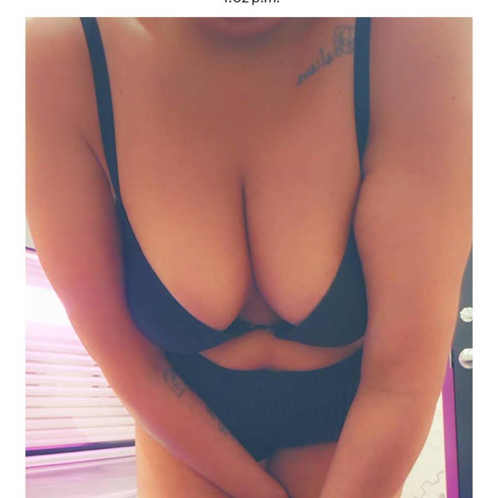 
                        Janelle
                     is Female Escorts. | Calgary | Alberta | Canada | canadatopescorts.com 
