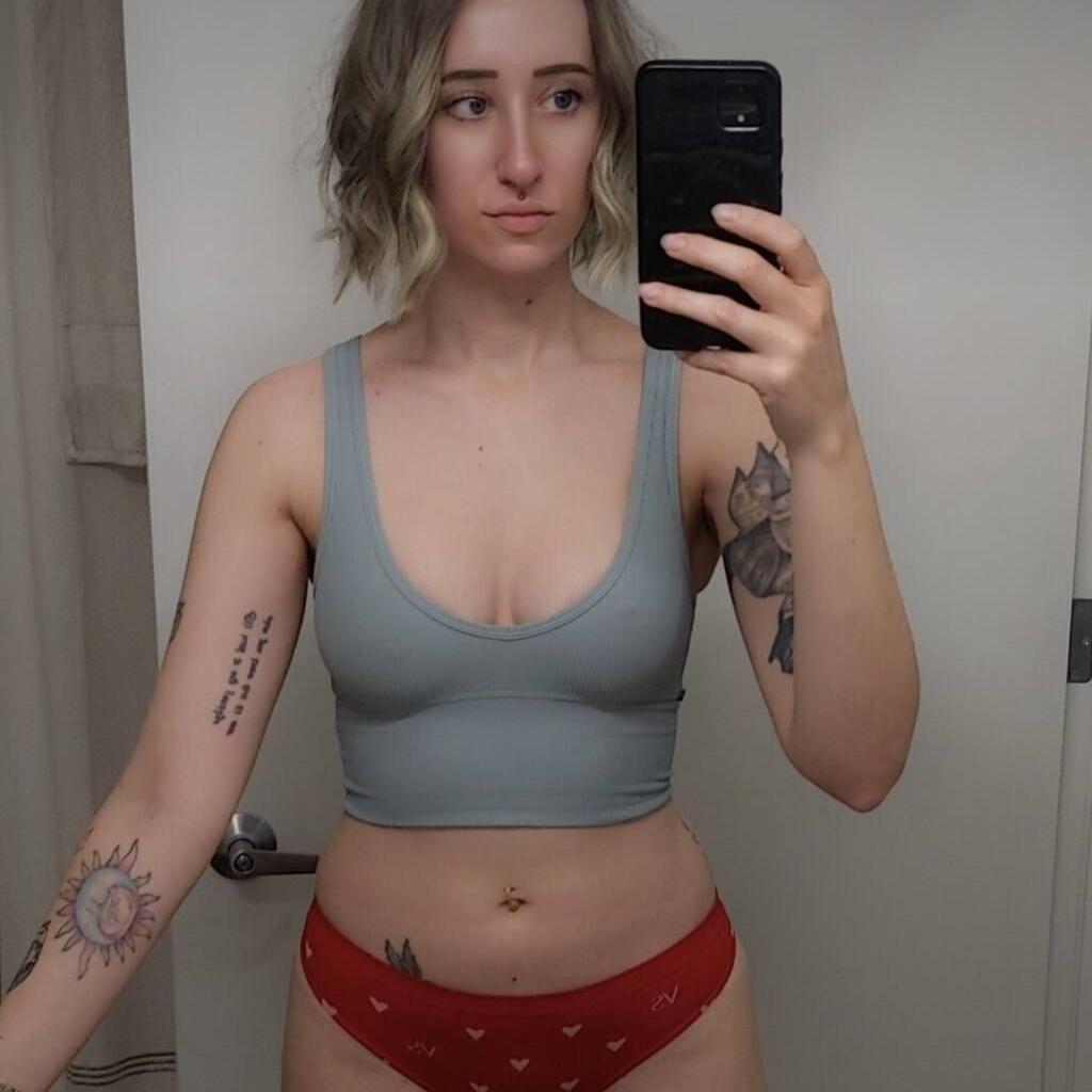 
                        Katy
                     is Female Escorts. | Medicine Hat | Alberta | Canada | canadatopescorts.com 