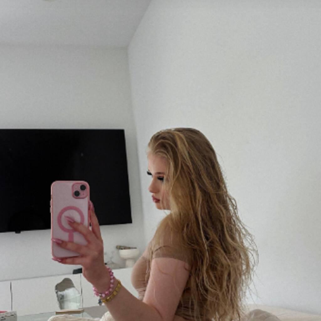 
                        LUCHEE BROWN
                     is Female Escorts. | Regina | Saskatchewan | Canada | canadatopescorts.com 